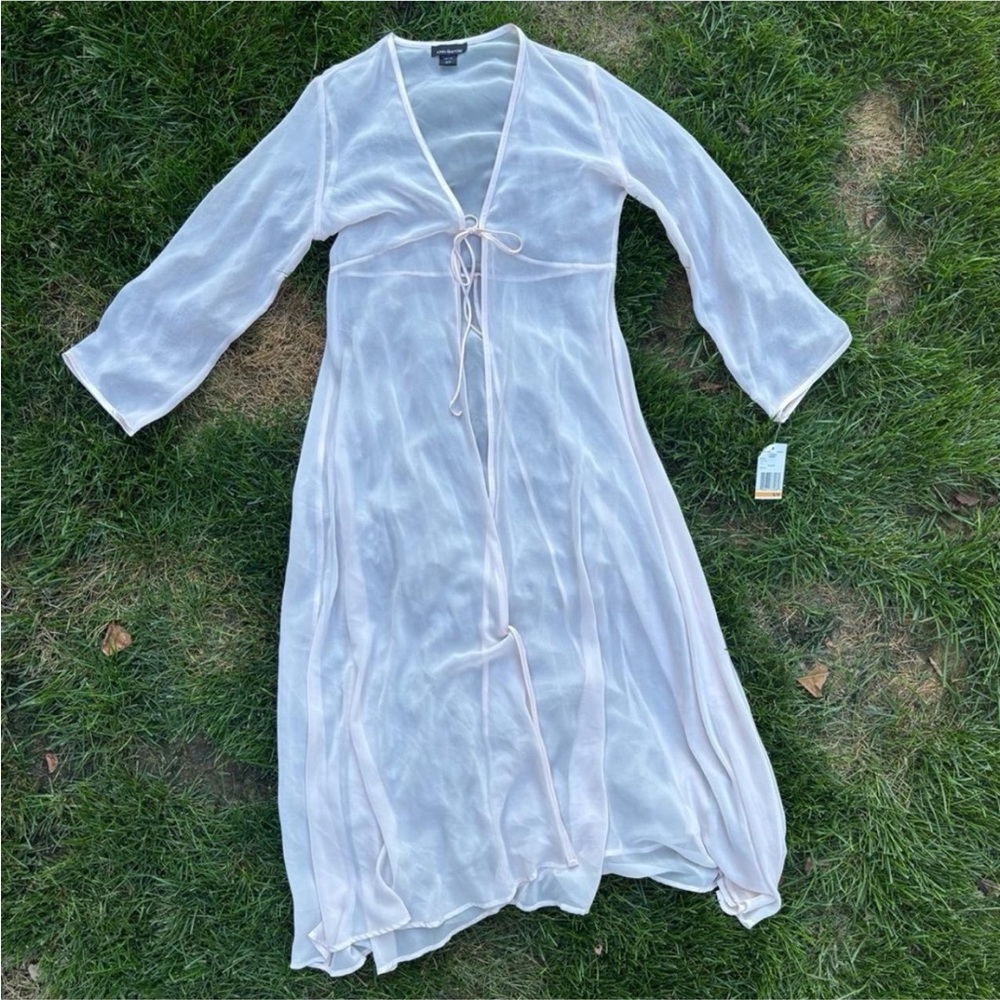 Jones New York Sheer White Top